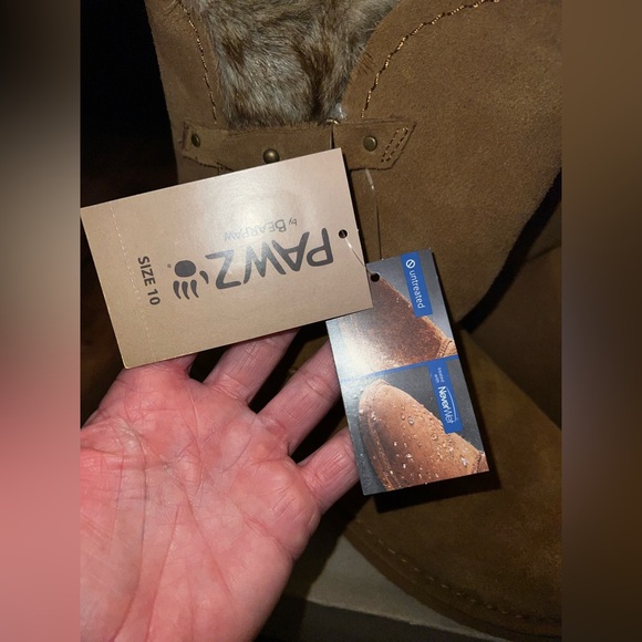 NEW Women’s Size 10 Hickory Color BearPaw Boots. - Picture 2 of 8